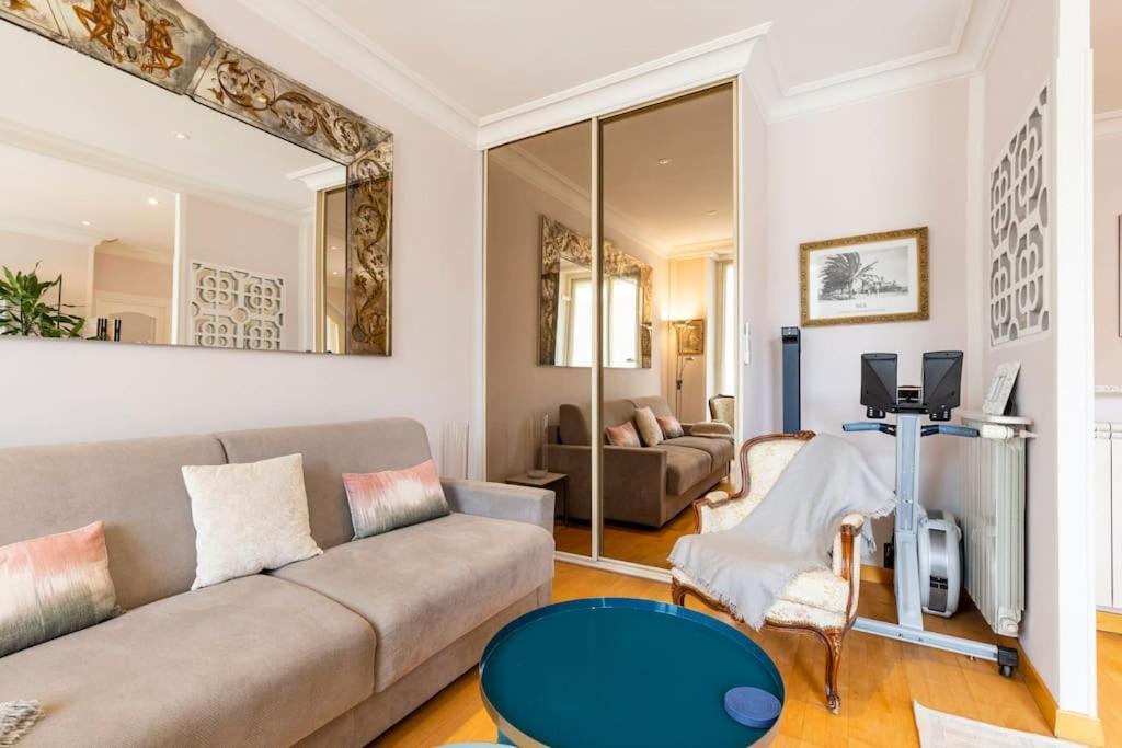 From 1882, Romantic Flat, In The Golden Square Nizza Esterno foto